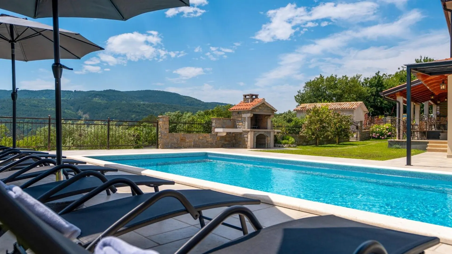 Casa Balussi Villa Buzet Hırvatistan