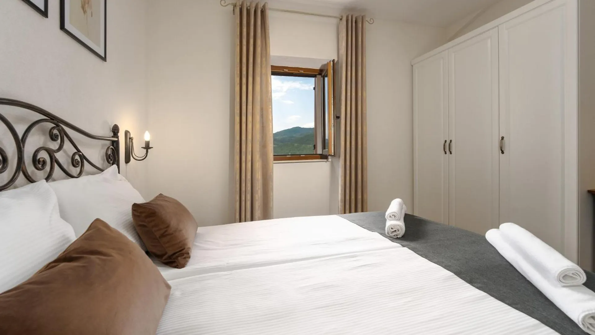 Casa Balussi Villa Buzet 0*,  Hırvatistan